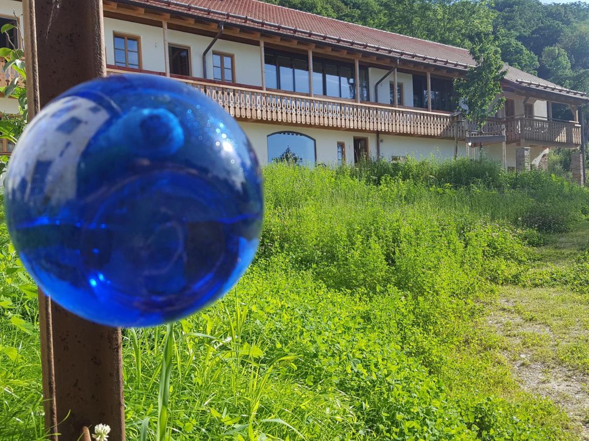 Sunhill Appartments, Klimatisiert Winhoring Eksteriør billede