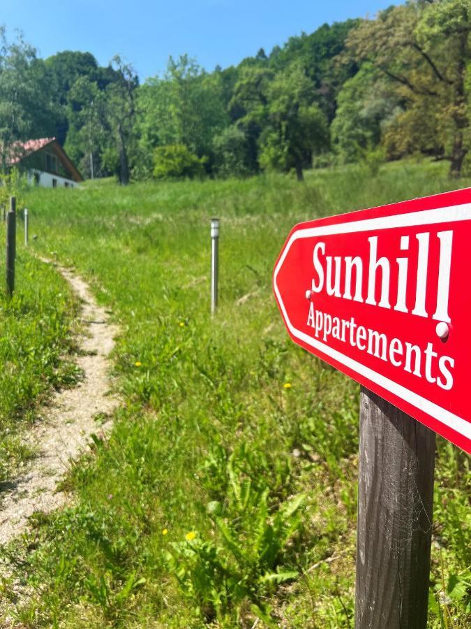 Sunhill Appartments, Klimatisiert Winhoring Eksteriør billede